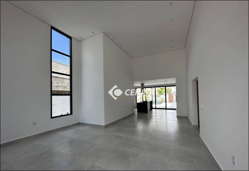 Casa de Condomínio à venda com 4 quartos, 259m² - Foto 4