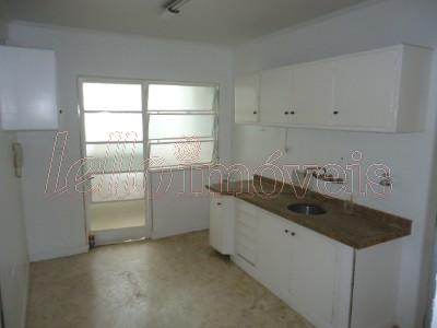 Apartamento para alugar com 3 quartos, 120m² - Foto 18