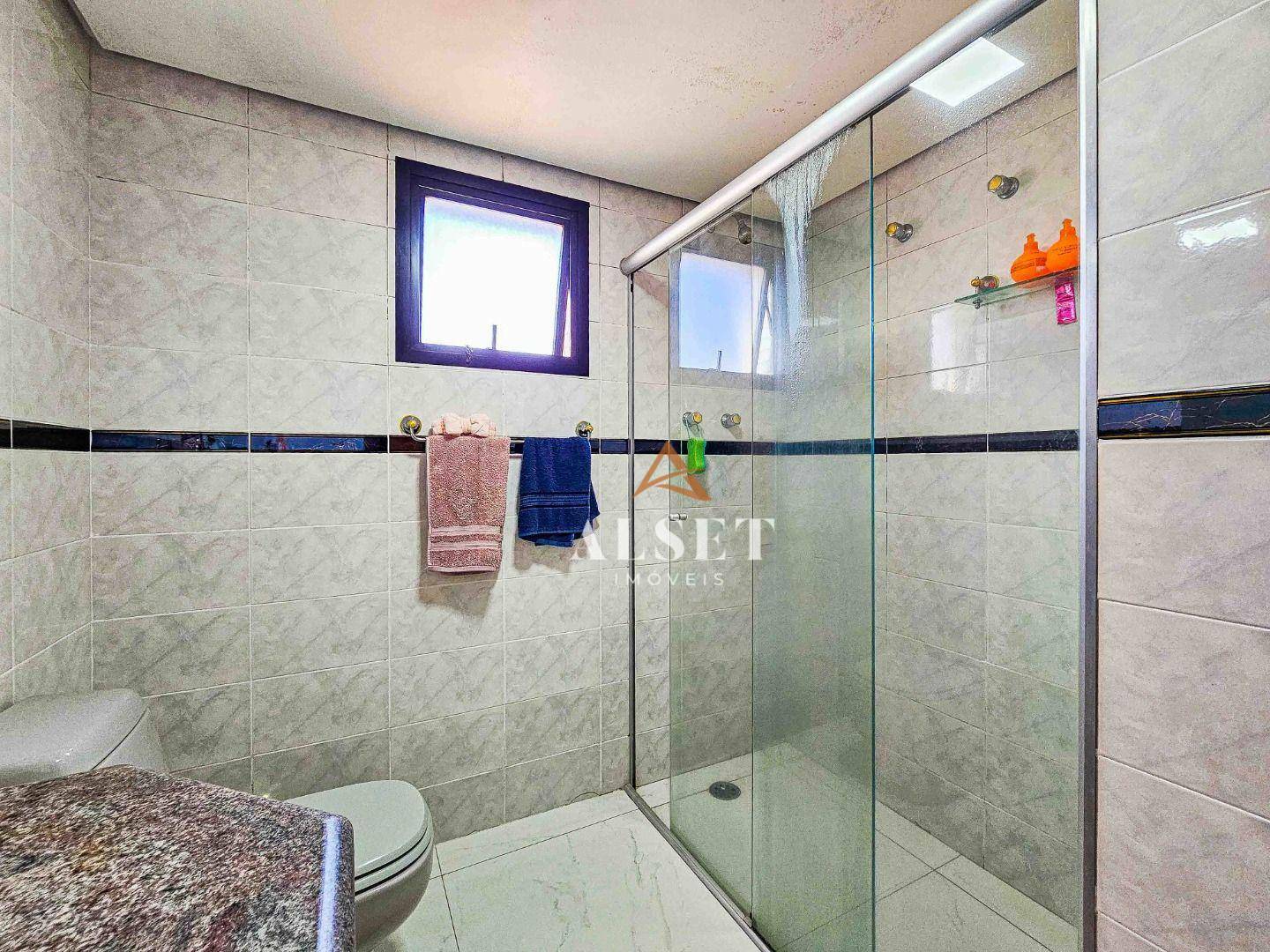 Apartamento à venda com 3 quartos, 125m² - Foto 19