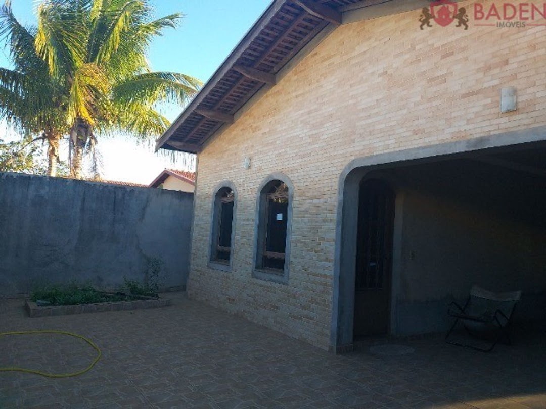 Casa, 4 quartos, 151 m² - Foto 2