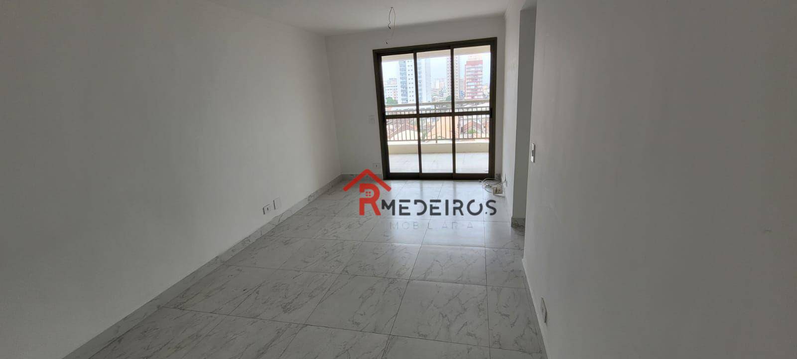 Apartamento à venda com 2 quartos, 63m² - Foto 2