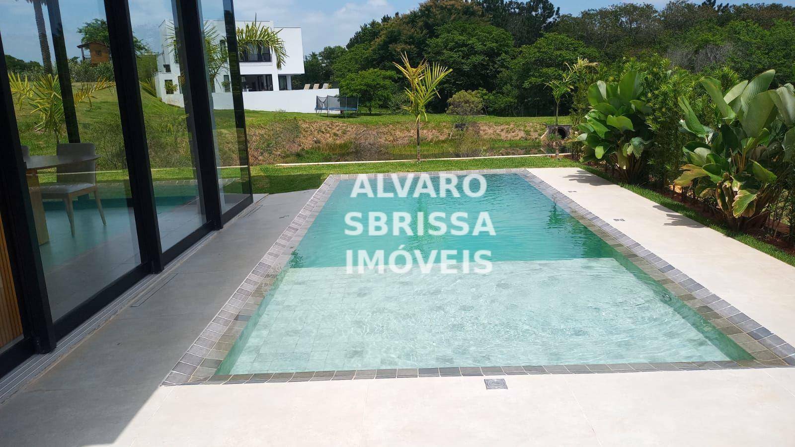 Casa de Condomínio à venda com 3 quartos, 250m² - Foto 18