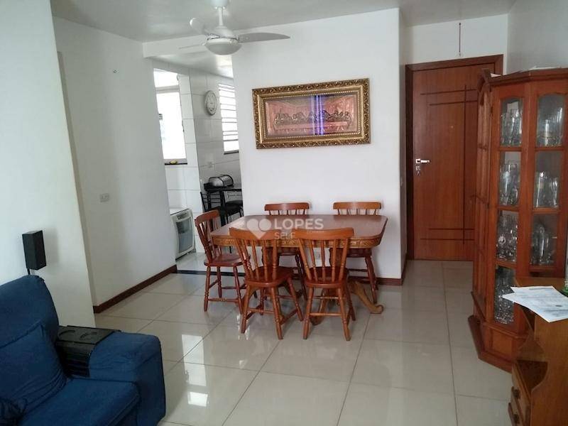 Apartamento à venda com 2 quartos, 68m² - Foto 3