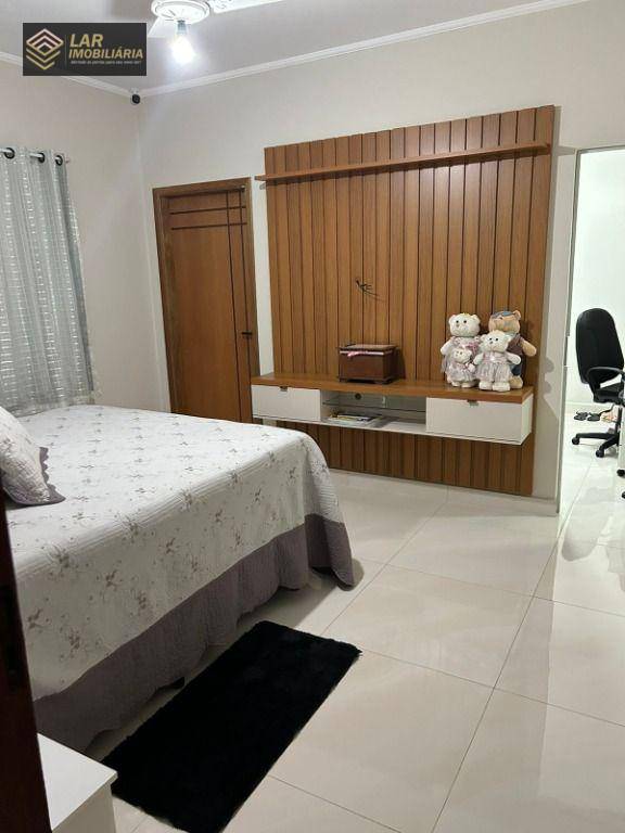 Casa, 2 quartos, 181 m² - Foto 18