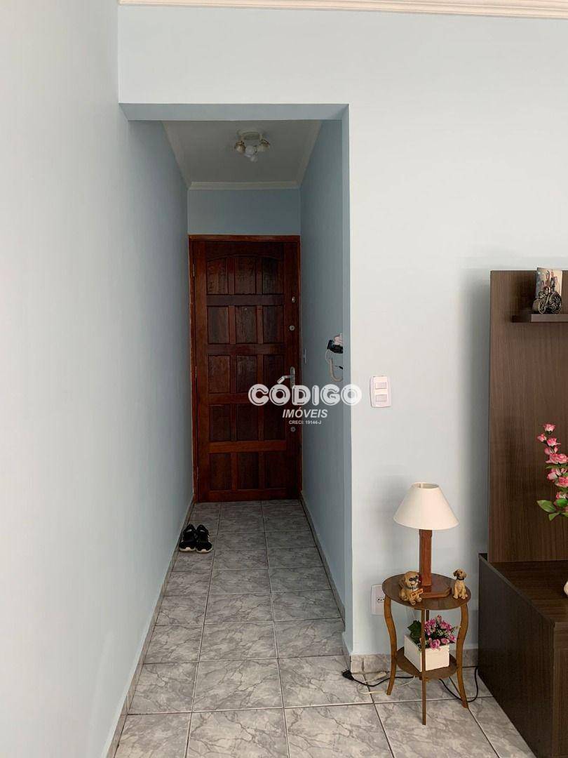 Apartamento à venda com 2 quartos, 60m² - Foto 6