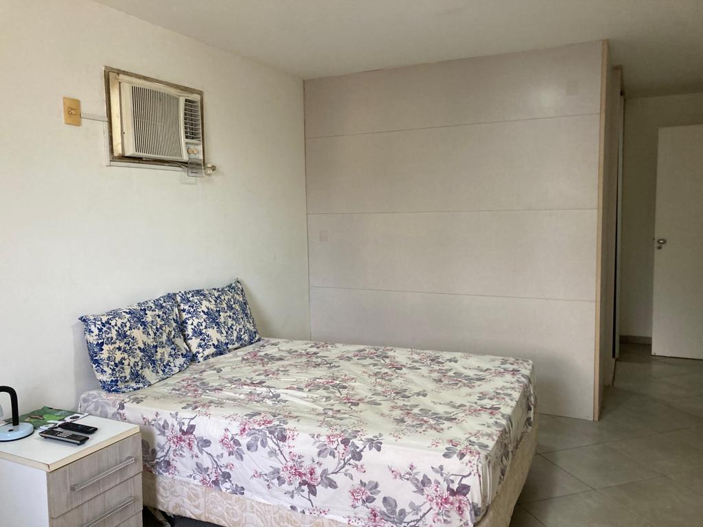 Casa de Condomínio à venda com 4 quartos, 330m² - Foto 29