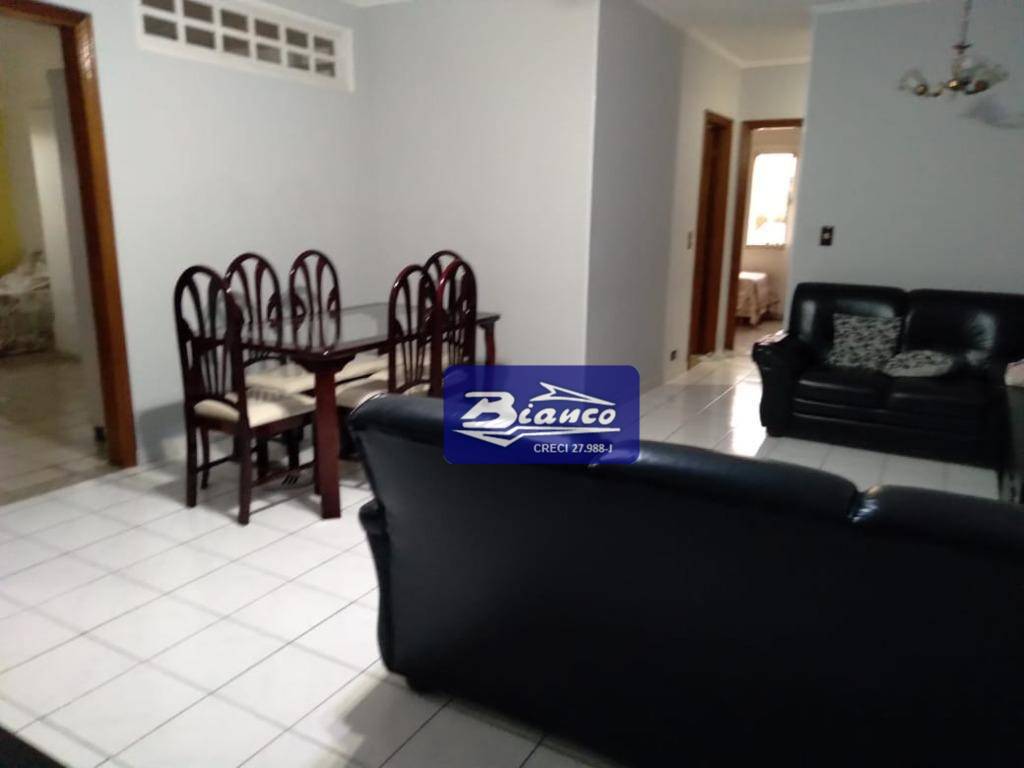 Apartamento à venda com 3 quartos, 140m² - Foto 3