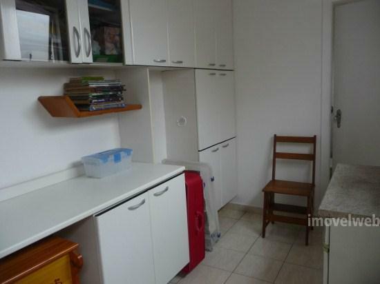 Apartamento à venda com 3 quartos, 128m² - Foto 2