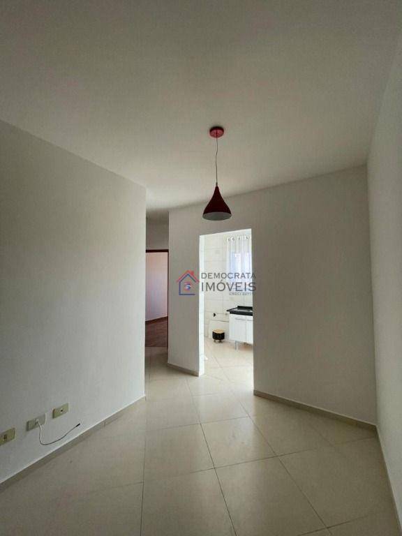 Apartamento à venda com 2 quartos, 37m² - Foto 4