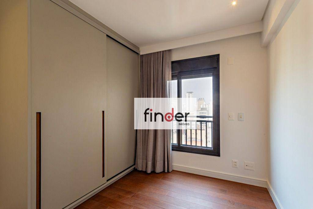 Apartamento à venda com 3 quartos, 227m² - Foto 18