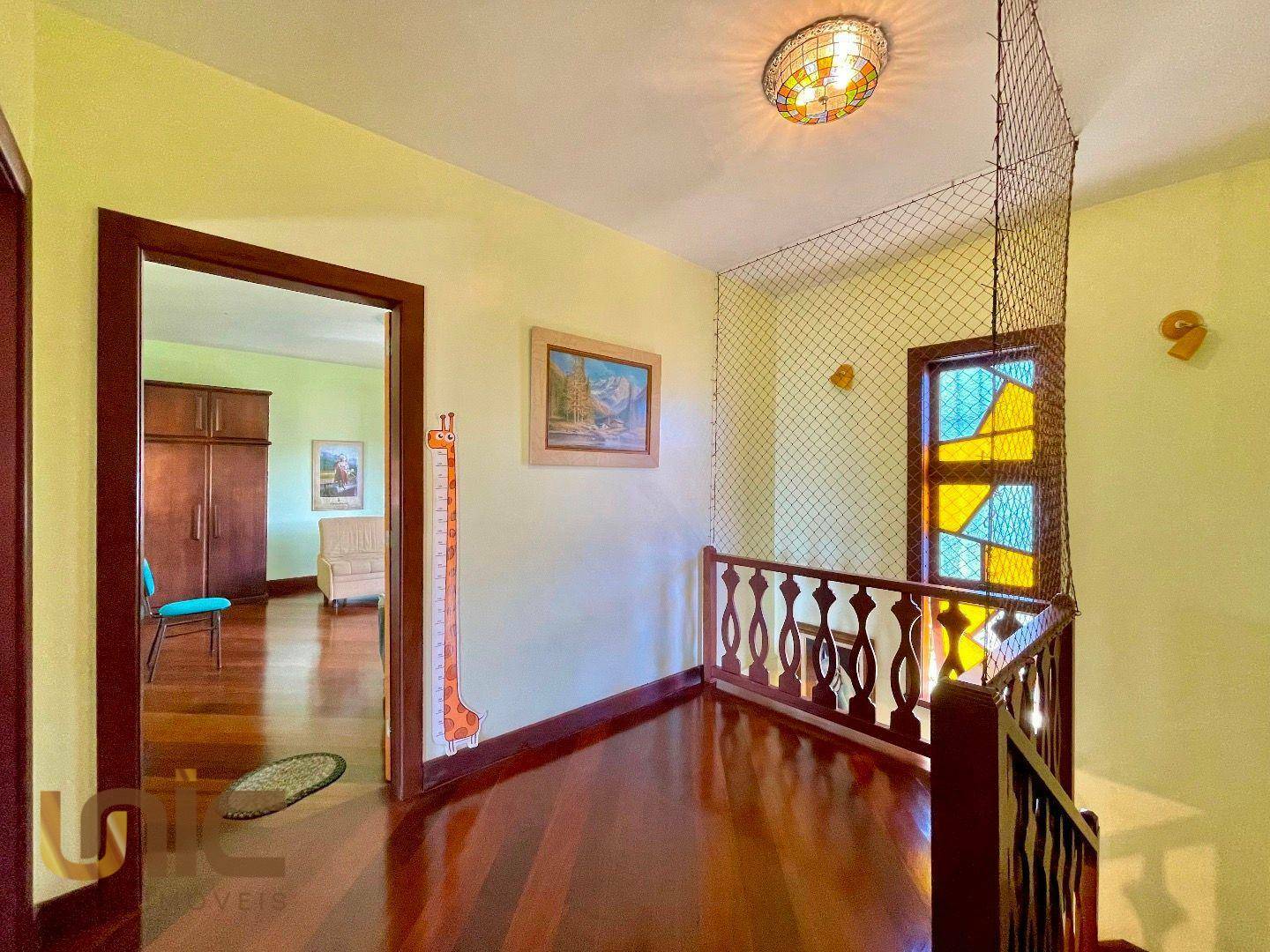 Casa de Condomínio à venda com 3 quartos, 400m² - Foto 15