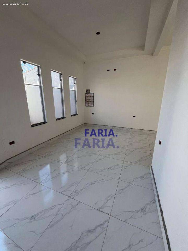 Casa à venda com 2 quartos, 95m² - Foto 4