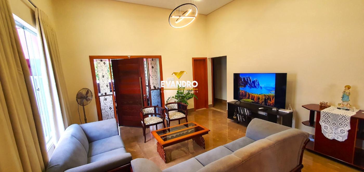 Casa de Condomínio à venda com 3 quartos, 206m² - Foto 4