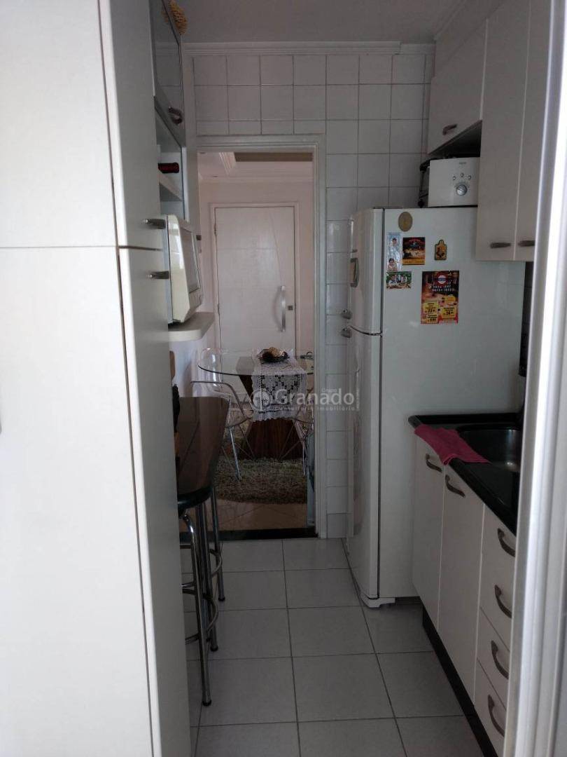 Apartamento à venda com 2 quartos, 50m² - Foto 14