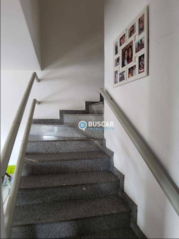 Casa de Condomínio à venda com 3 quartos, 140m² - Foto 9