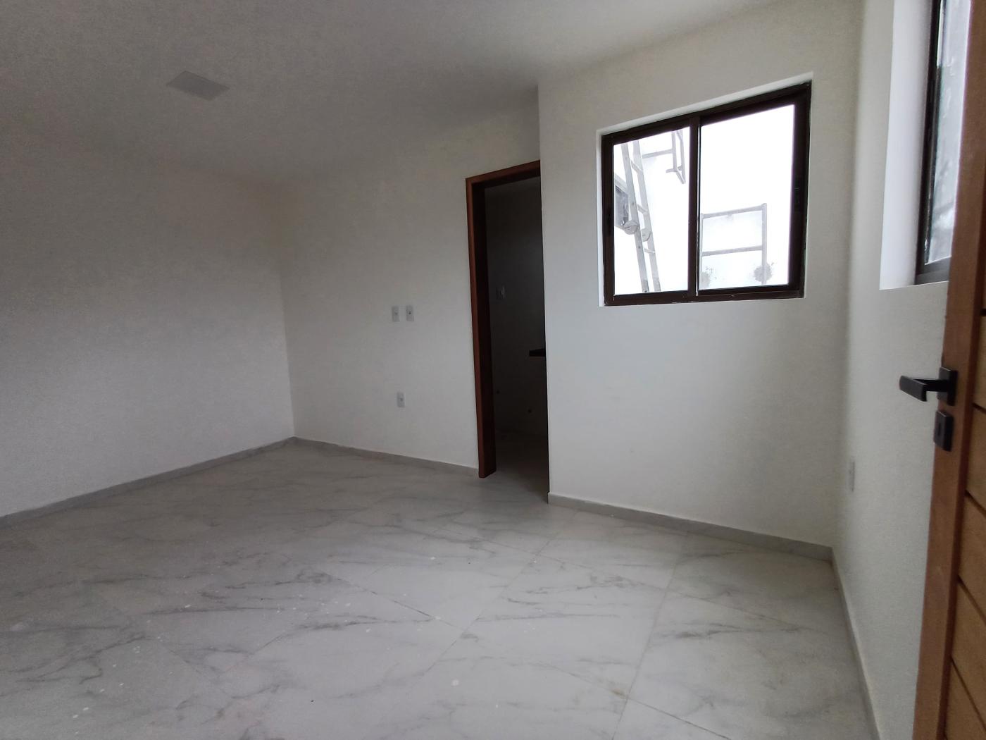 Casa à venda com 2 quartos, 89m² - Foto 10