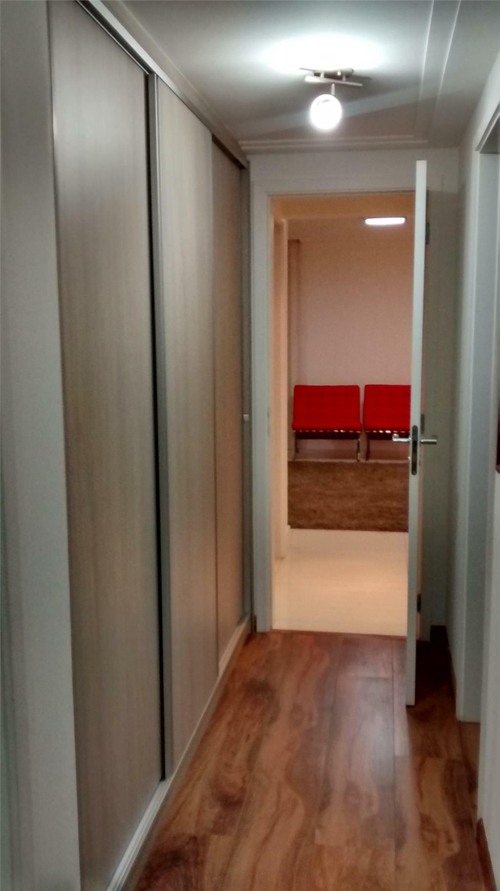 Apartamento à venda com 3 quartos, 234m² - Foto 4