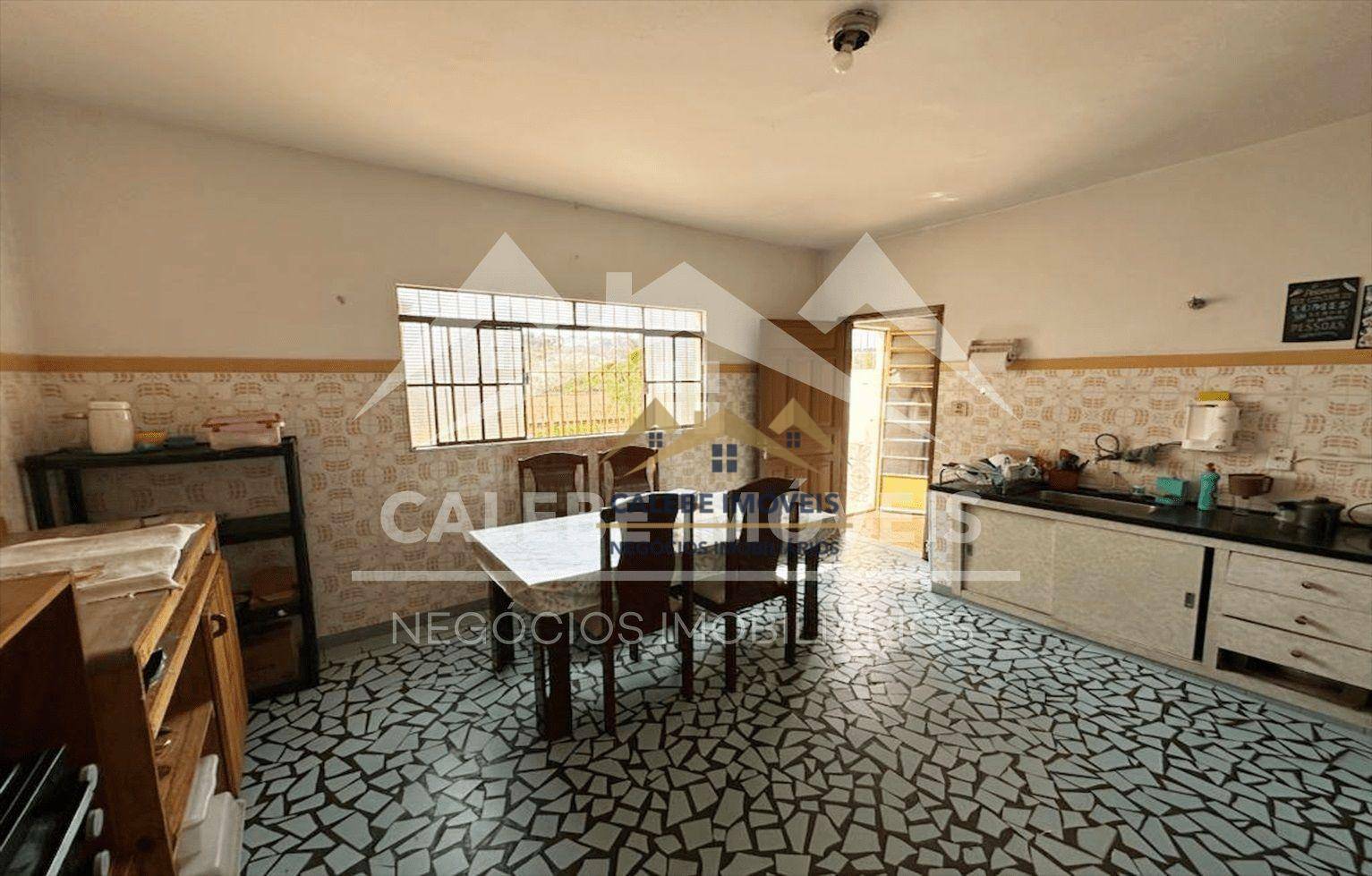 Casa à venda com 2 quartos, 85m² - Foto 3