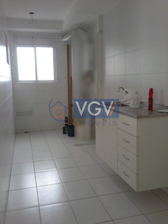 Apartamento para alugar com 2 quartos, 70m² - Foto 11