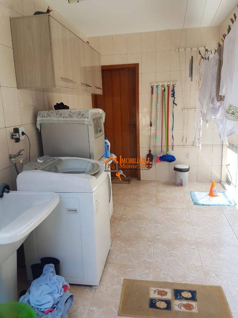 Sobrado à venda com 4 quartos, 275m² - Foto 65