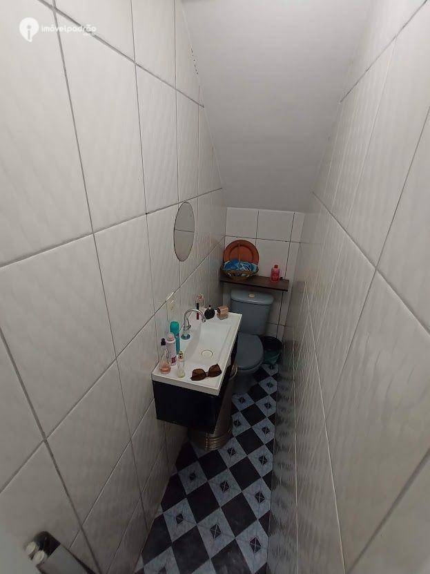 Casa à venda com 3 quartos, 82m² - Foto 7
