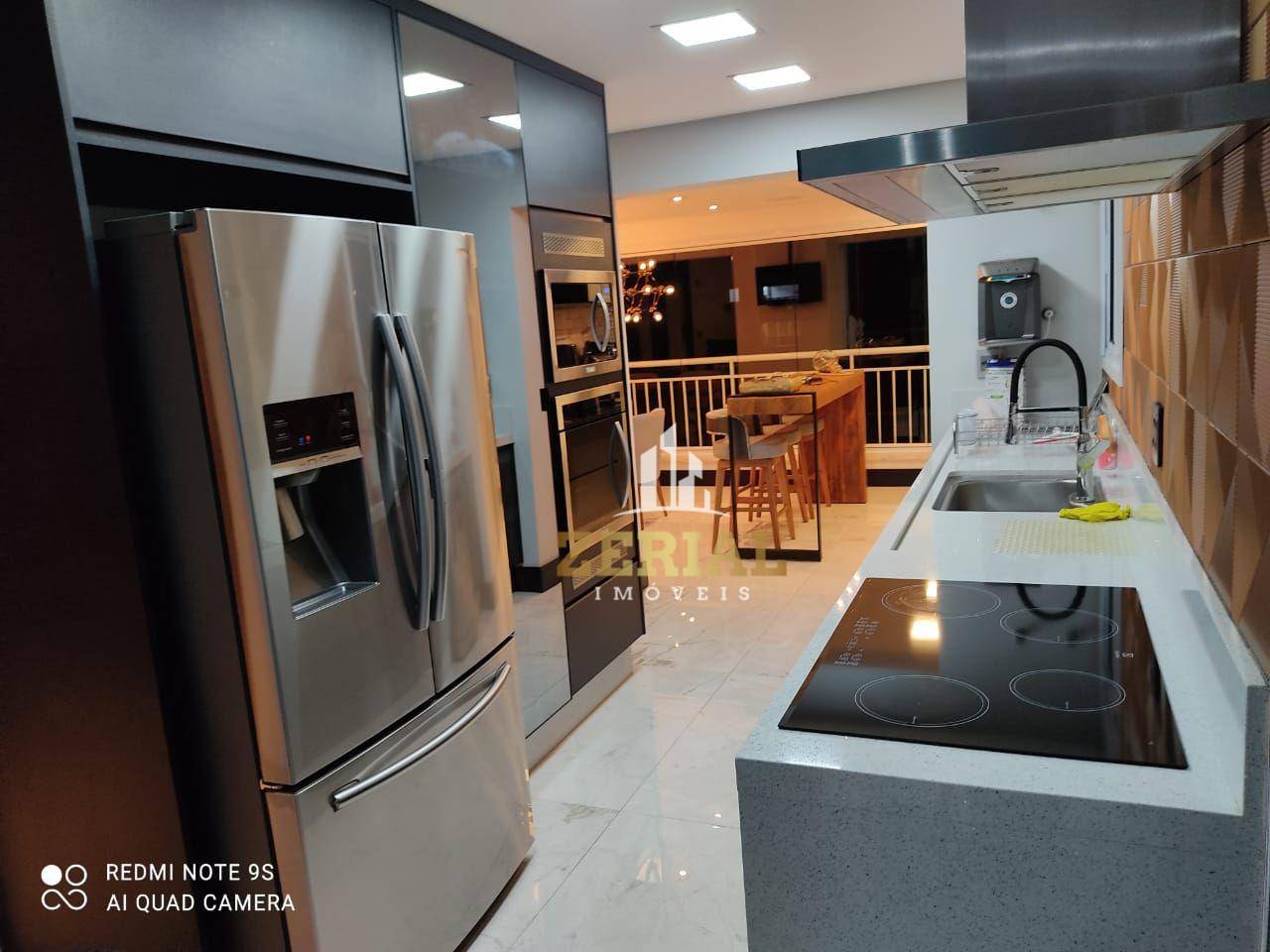 Apartamento à venda com 3 quartos, 198m² - Foto 17