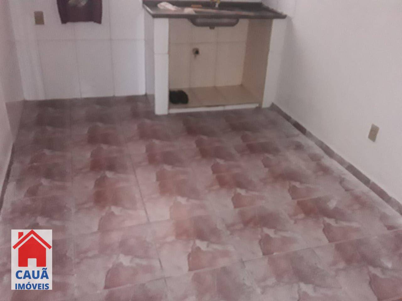 Casa para alugar com 2 quartos, 60m² - Foto 2