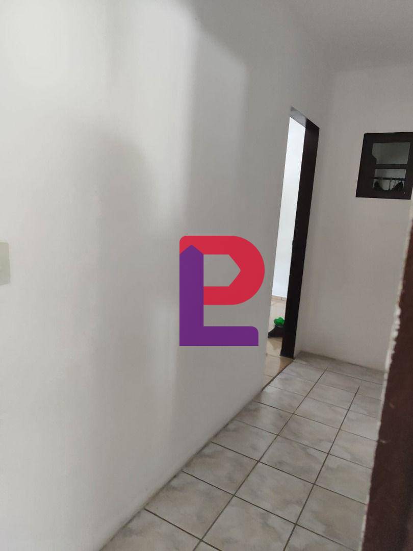 Casa à venda com 4 quartos, 160m² - Foto 13