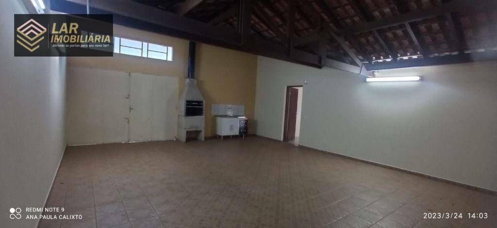 Casa à venda e aluguel com 3 quartos, 350m² - Foto 6