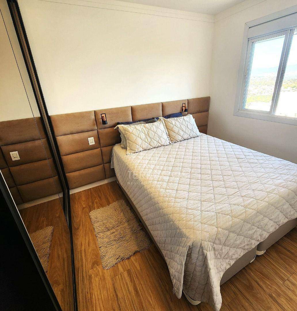 Apartamento à venda com 3 quartos, 77m² - Foto 12