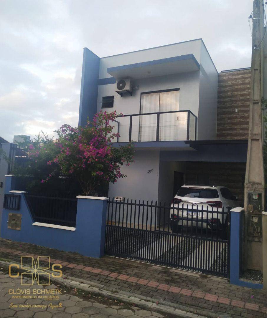 Sobrado à venda com 2 quartos, 80m² - Foto 3