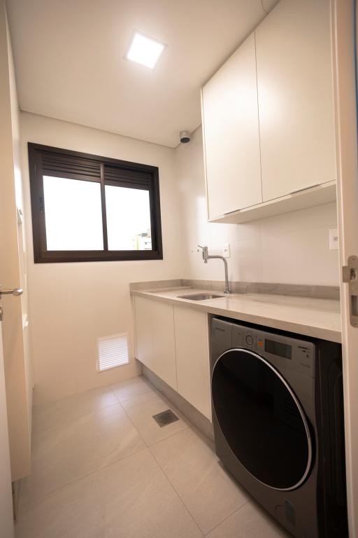 Apartamento à venda com 3 quartos, 124m² - Foto 19