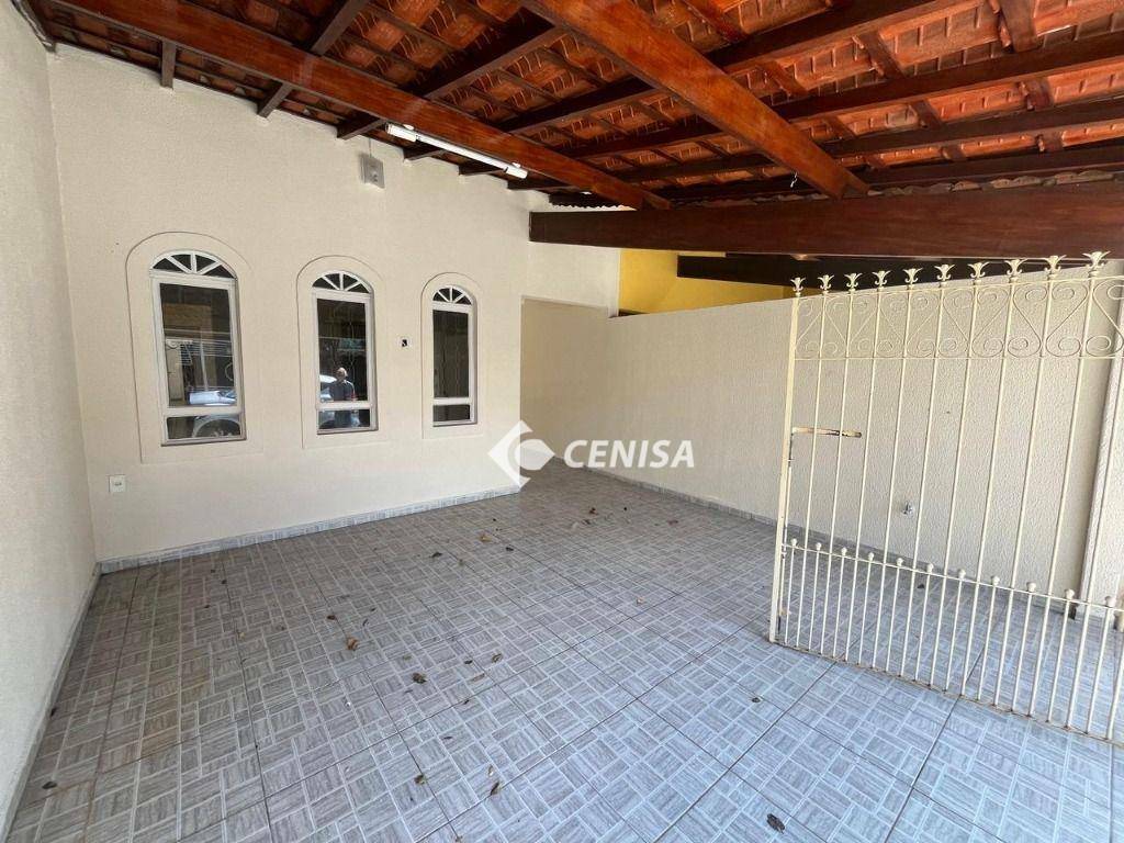 Casa à venda com 2 quartos, 108m² - Foto 4