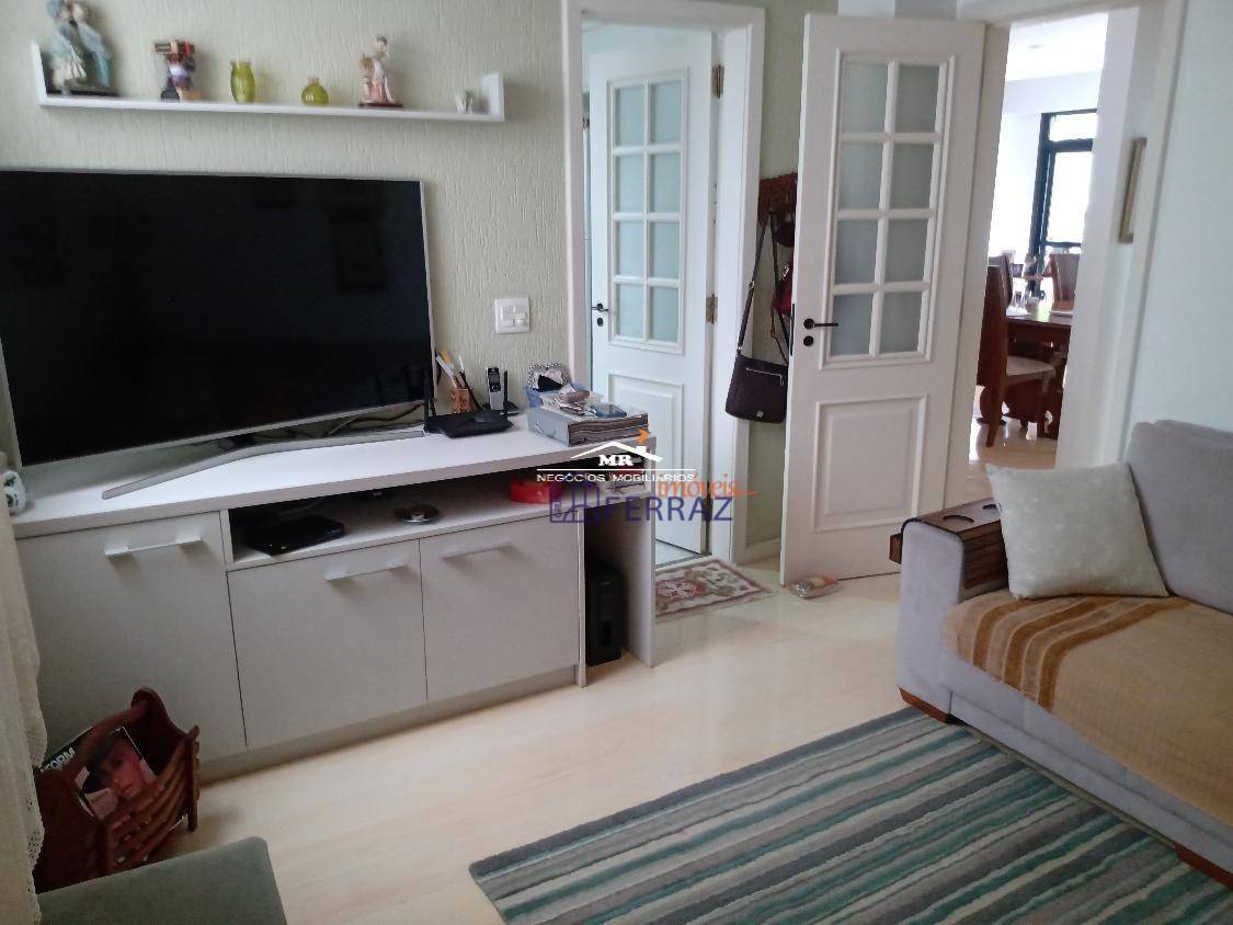 Apartamento à venda com 4 quartos, 180m² - Foto 15