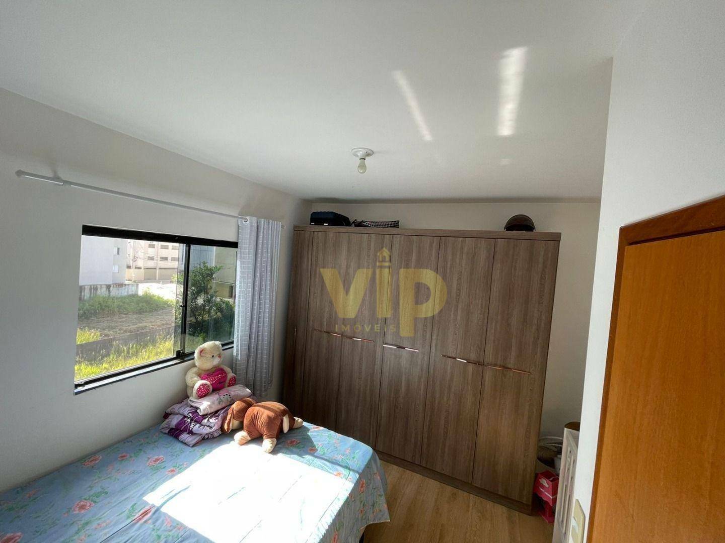 Apartamento à venda com 3 quartos, 87m² - Foto 4