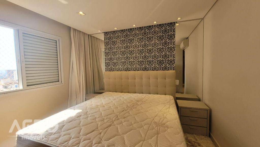 Apartamento à venda com 3 quartos, 200m² - Foto 35