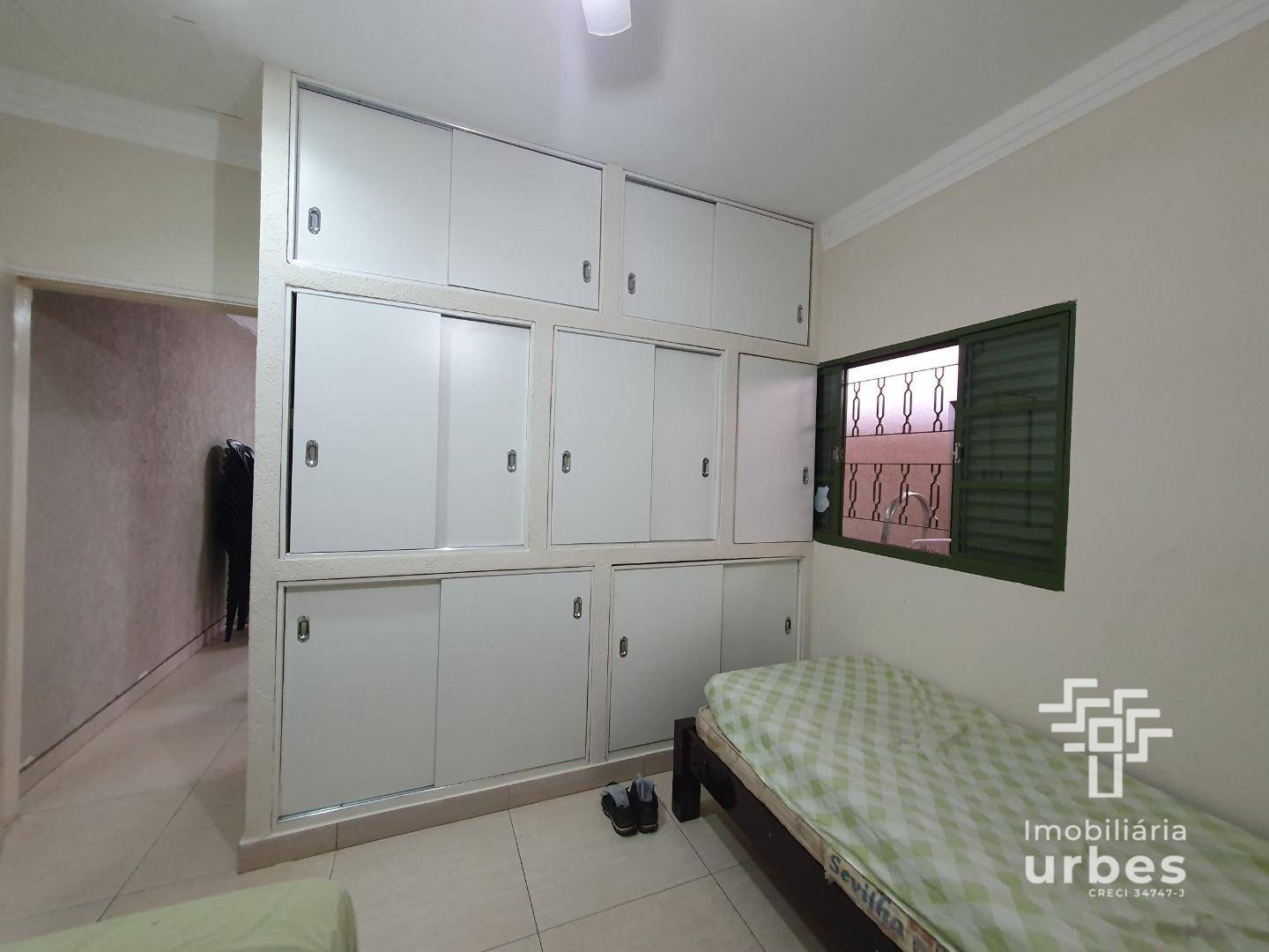 Casa, 3 quartos, 240 m² - Foto 37