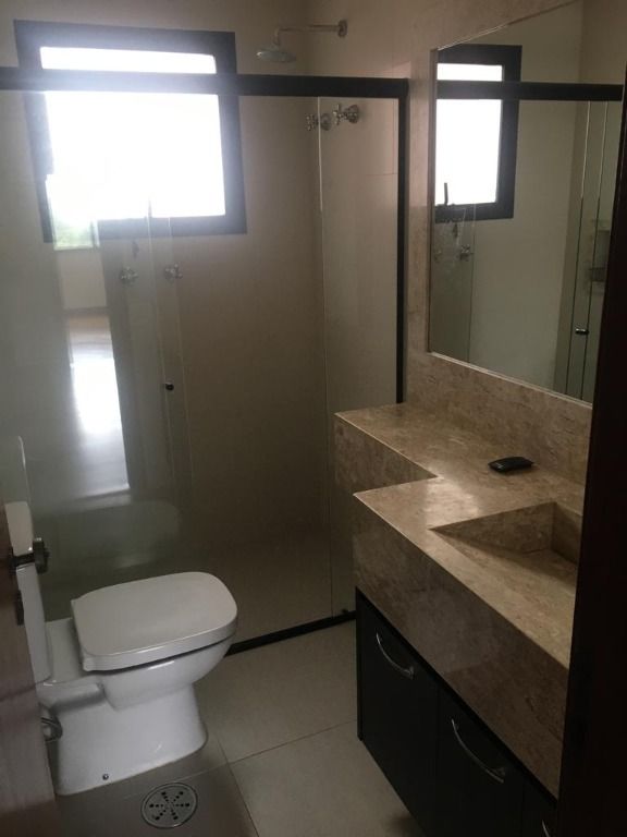 Apartamento para alugar com 3 quartos, 217m² - Foto 19