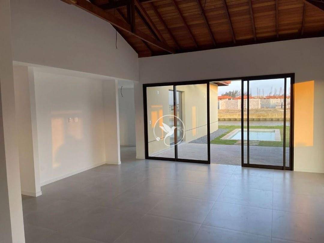 Casa de Condomínio à venda com 4 quartos, 173m² - Foto 11