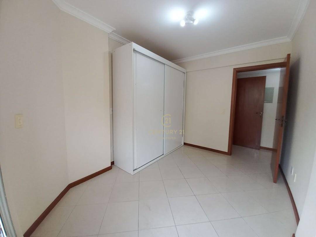 Apartamento à venda e aluguel com 3 quartos, 101m² - Foto 7