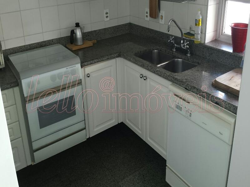 Apartamento para alugar com 3 quartos, 200m² - Foto 35