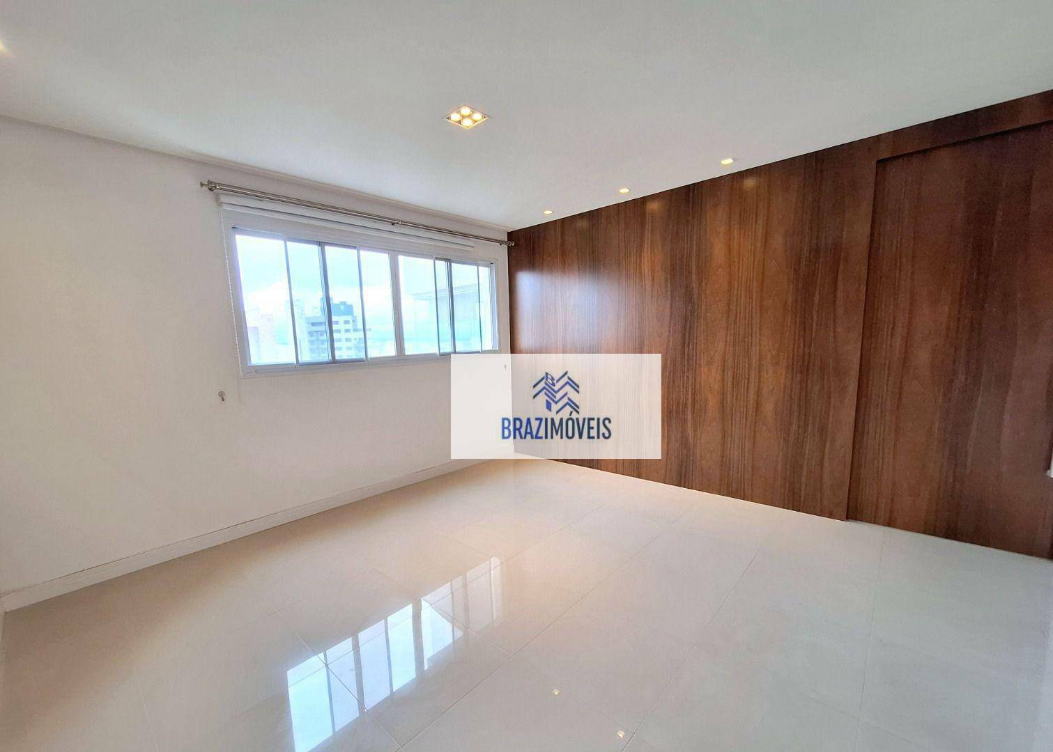 Apartamento à venda com 4 quartos, 281m² - Foto 5