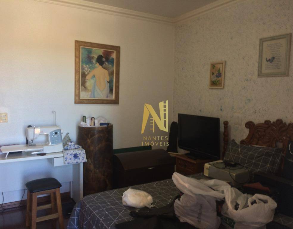 Apartamento à venda com 4 quartos, 250m² - Foto 27