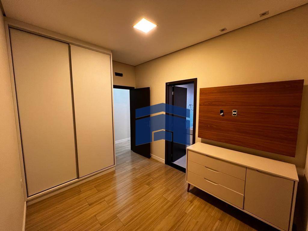 Casa de Condomínio à venda com 3 quartos, 198m² - Foto 29