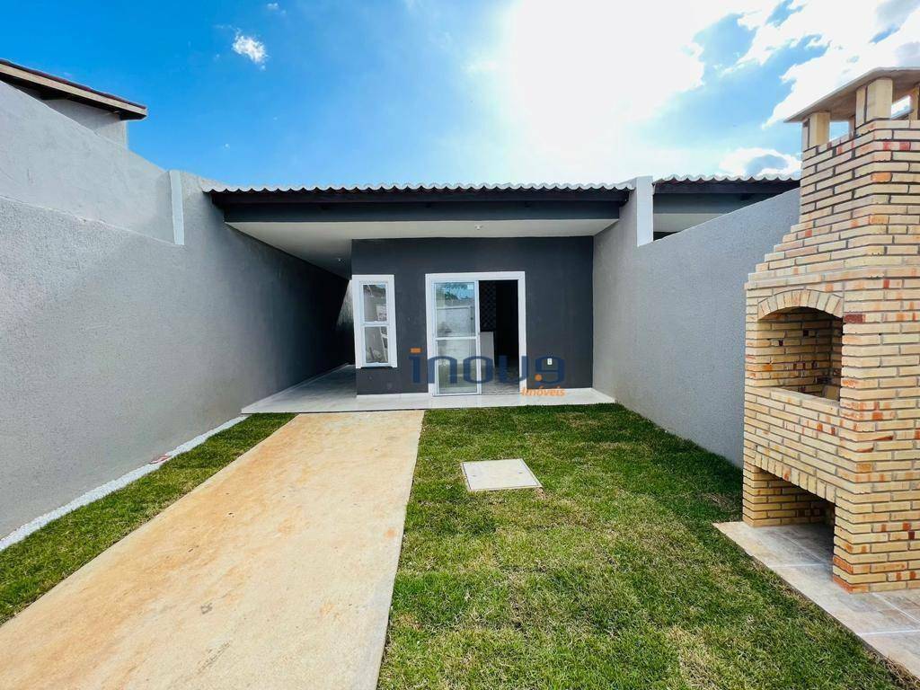 Casa à venda com 3 quartos, 93m² - Foto 2