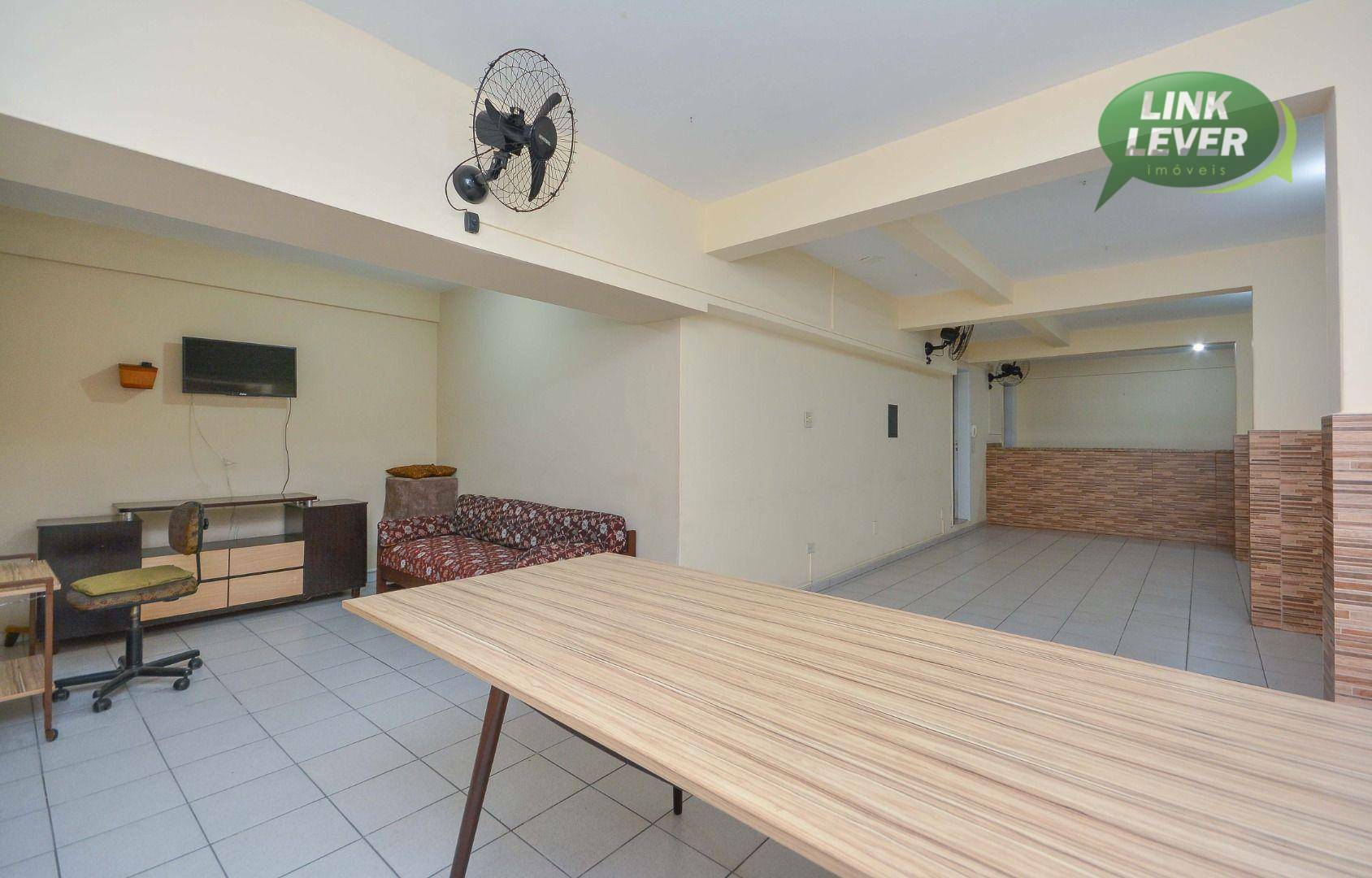 Apartamento para alugar com 3 quartos, 95m² - Foto 35