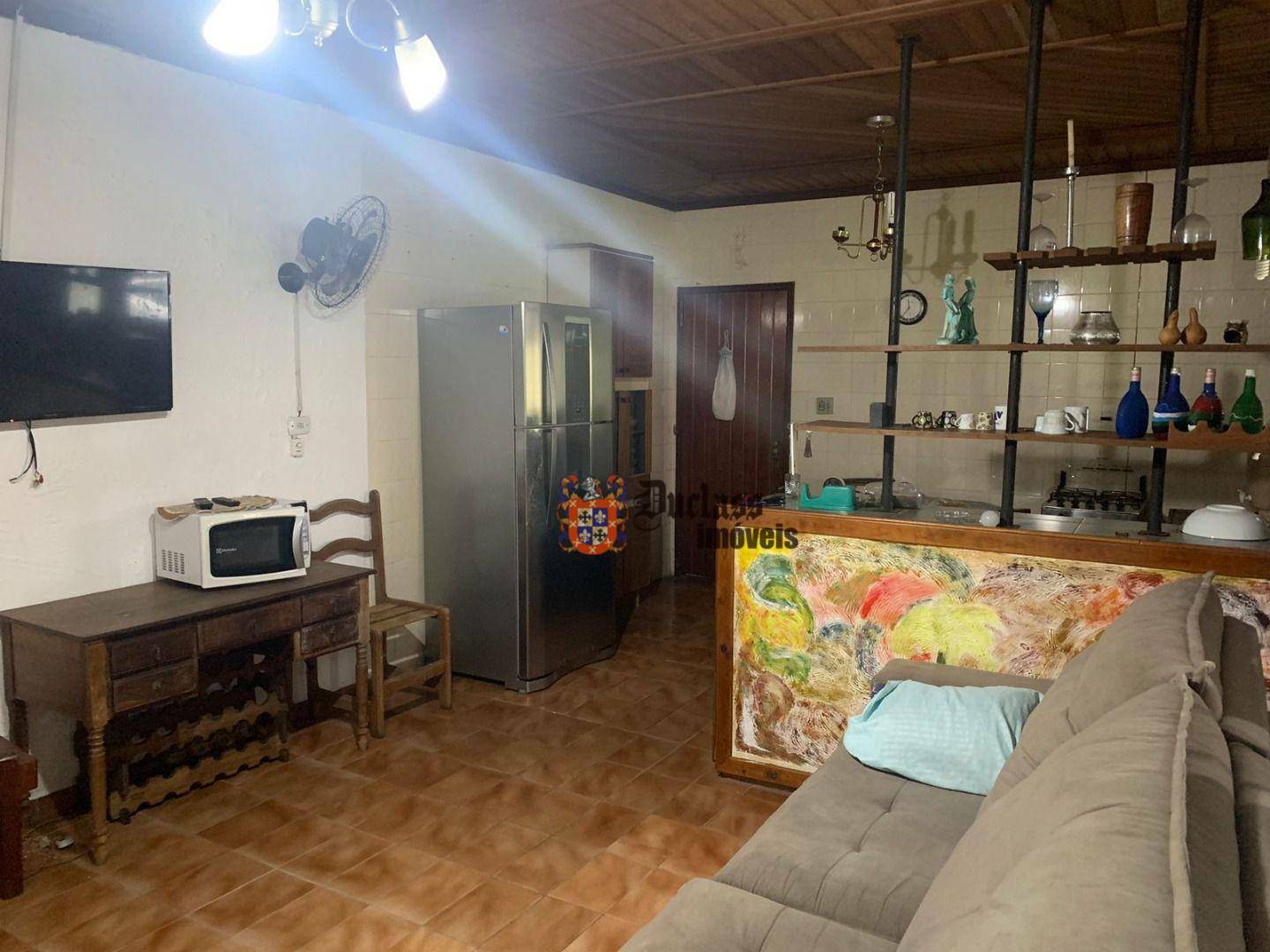 Casa à venda com 8 quartos, 450m² - Foto 15