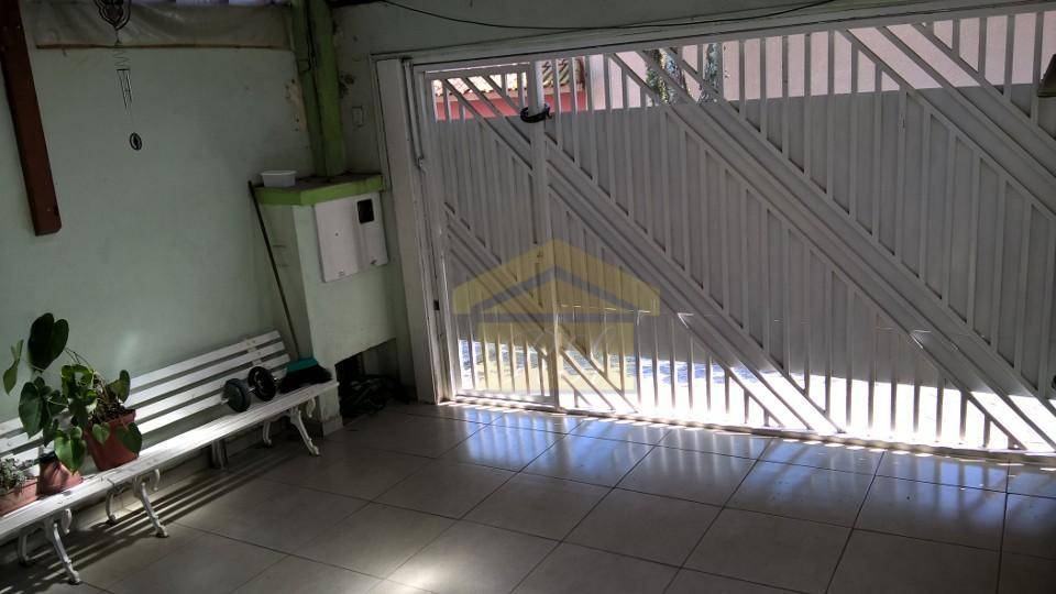 Sobrado à venda com 3 quartos, 110m² - Foto 17