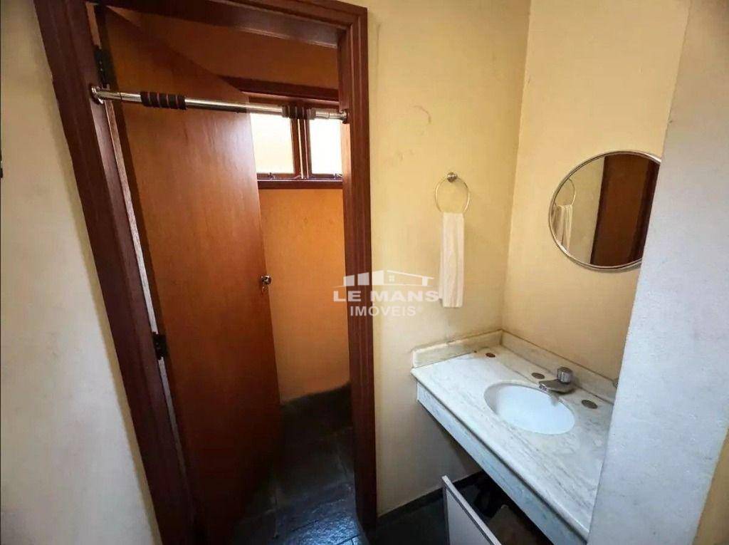 Casa, 3 quartos, 248 m² - Foto 4