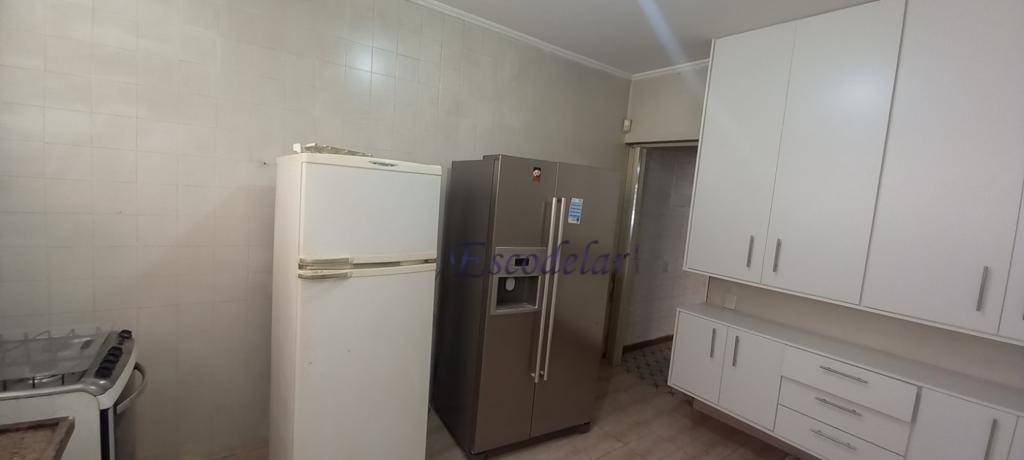 Sobrado à venda com 6 quartos, 240m² - Foto 9